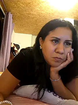 Snapshot of KasiaVenus_ chatting on January 4, 2025, 12:37 am KasiaVenus online show from January 4, 2025, 12:37 am