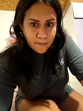 KasiaVenus  online show from November 12, 2025, 3:40 am