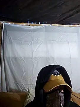 Cadillacninja online show from October 28, 2025, 5:44 am