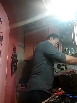 Snapshot of Viause_Kentauelle chatting on March 9, 2026, 7:12 am Viause Kentauelle online show from March 9, 2026, 7:12 am