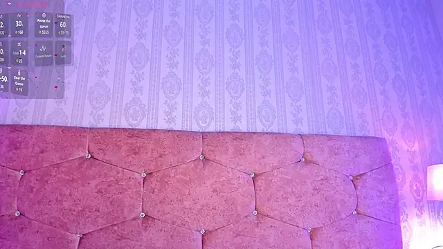 lunar leen online show from November 12, 2025, 7:24 pm