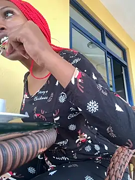 Snapshot of NASTY_BOBO chatting on November 5, 2025, 8:03 am NASTY BOBO online show from November 5, 2025, 8:03 am