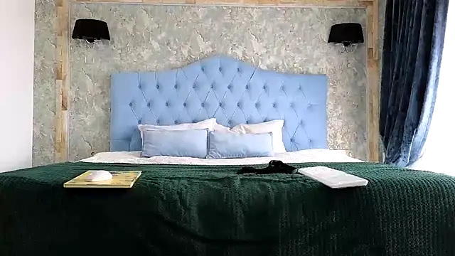 Blanca1 online show from November 11, 2025, 10:26 am