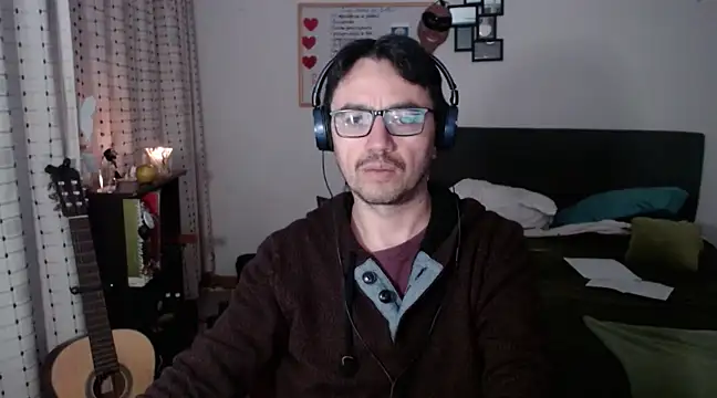 Diptongo online show from March 16, 2025, 12:34 am