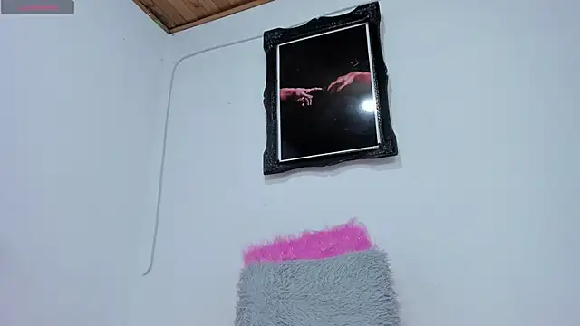 liz 25b online show from November 6, 2025, 3:18 am