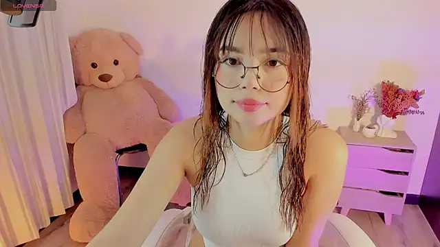 Lovely celestte online show from June 26, 2026, 8:02 pm