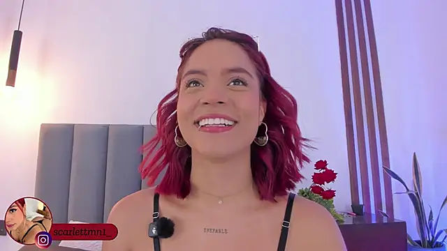 Scarlett Morgan  online show from December 17, 2025, 7:53 pm