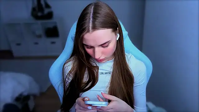 StellaLawless online show from October 23, 2025, 2:16 pm