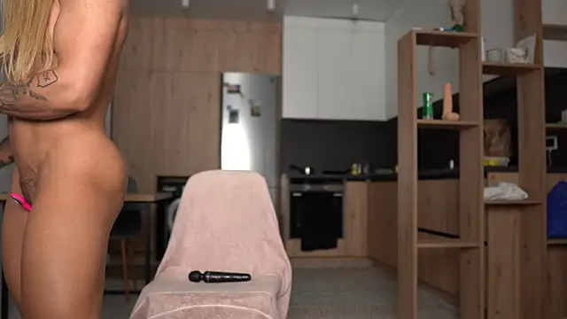 Nikita Karma online show from October 13, 2025, 3:45 pm