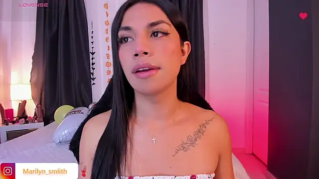 Snapshot of MarilynSmIith chatting on October 7, 2025, 12:02 pm MarilynSmIith online show from October 7, 2025, 12:02 pm