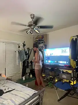 TheOnlyTwinTowers online show from February 19, 2025, 8:33 am