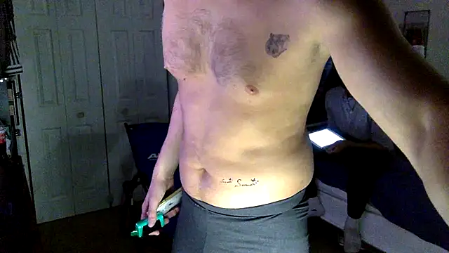 TheOnlyTwinTowers online show from March 3, 2025, 4:58 am