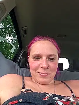 Sexysanny900 online show from June 17, 2026, 1:56 pm