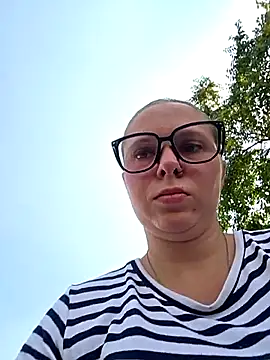 Sexysanny900 online show from July 30, 2026, 11:42 am