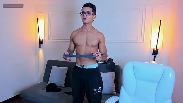 Snapshot of Paradise_boy_s chatting on October 22, 2025, 9:36 pm Paradise boy s online show from October 22, 2025, 9:36 pm