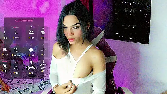 Ms-Zoehans online show from October 12, 2025, 4:11 am