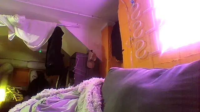 Snapshot of pervy_devil chatting on February 20, 2026, 5:37 am pervy devil online show from February 20, 2026, 5:37 am