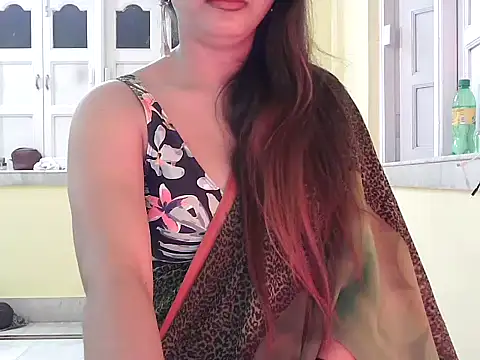 Model-Tanya online show from November 8, 2025, 7:12 pm