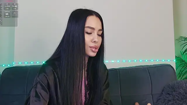 Snapshot of OnlyXandra chatting on January 20, 2025, 8:30 am OnlyXandra online show from January 20, 2025, 8:30 am