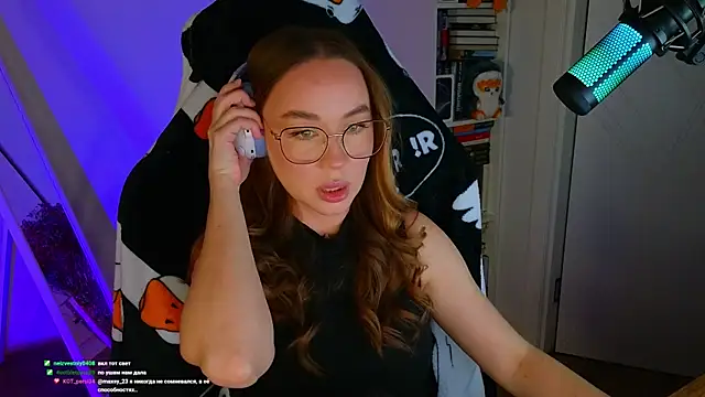 Emili1- online show from March 19, 2025, 2:13 pm