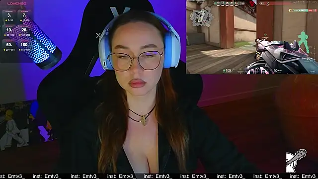 Emili1- online show from April 25, 2026, 1:41 pm