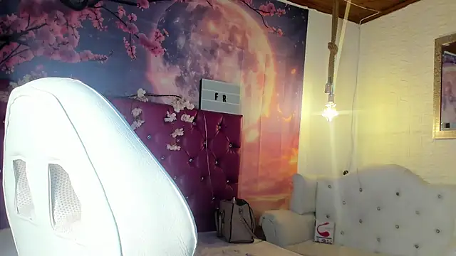 emma oxford online show from March 1, 2025, 11:26 pm