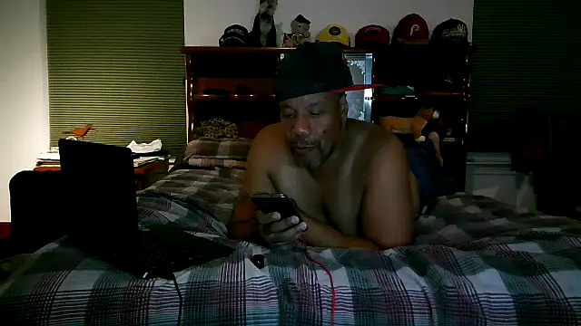 Snapshot of pimpdaddy4ever chatting on October 9, 2025, 2:20 am pimpdaddy4ever online show from October 9, 2025, 2:20 am