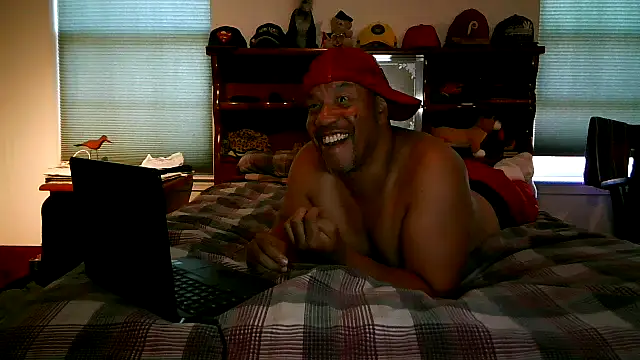 Snapshot of pimpdaddy4ever chatting on October 9, 2025, 6:17 pm pimpdaddy4ever online show from October 9, 2025, 6:17 pm