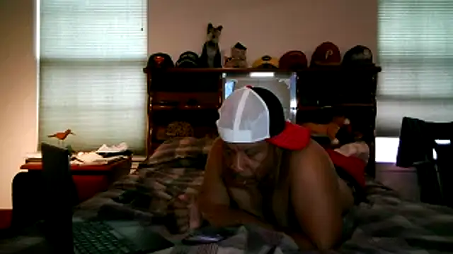 Snapshot of pimpdaddy4ever chatting on October 15, 2025, 4:07 pm pimpdaddy4ever online show from October 15, 2025, 4:07 pm