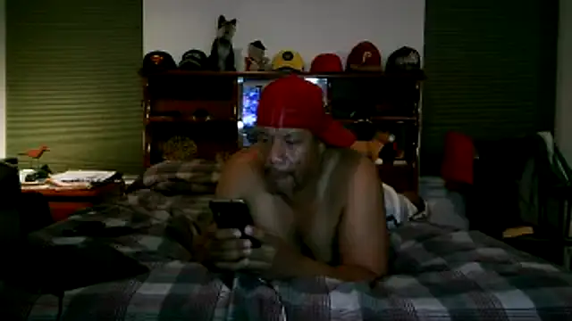 Snapshot of pimpdaddy4ever chatting on October 23, 2025, 4:01 am pimpdaddy4ever online show from October 23, 2025, 4:01 am