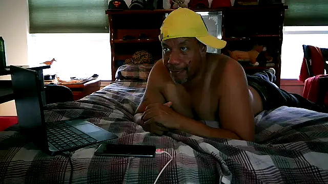 Snapshot of pimpdaddy4ever chatting on October 26, 2025, 5:41 pm pimpdaddy4ever online show from October 26, 2025, 5:41 pm