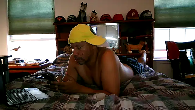 Snapshot of pimpdaddy4ever chatting on November 2, 2025, 7:49 pm pimpdaddy4ever online show from November 2, 2025, 7:49 pm