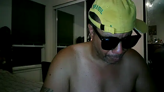 Snapshot of pimpdaddy4ever chatting on June 11, 2026, 5:05 am pimpdaddy4ever online show from June 11, 2026, 5:05 am