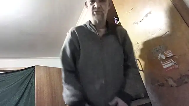 TooFknHorny7676xh online show from May 11, 2026, 7:36 am
