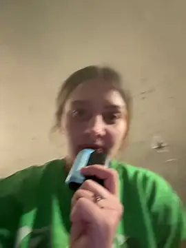 Snapshot of emilysue1 chatting on March 2, 2025, 10:03 am emilysue1 online show from March 2, 2025, 10:03 am