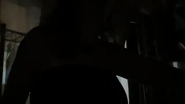 Snapshot of MonroeLoves chatting on February 28, 2025, 11:12 pm MonroeLoves online show from February 28, 2025, 11:12 pm