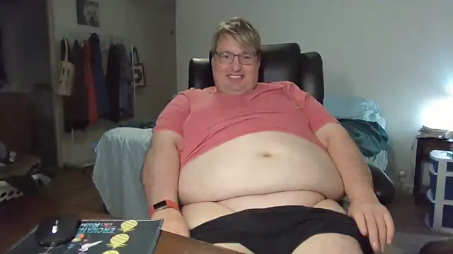 wvalentino online show from December 8, 2024, 12:40 am