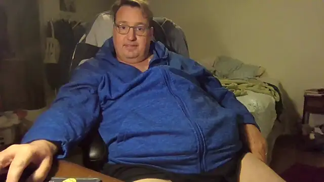 wvalentino online show from February 26, 2025, 5:31 am