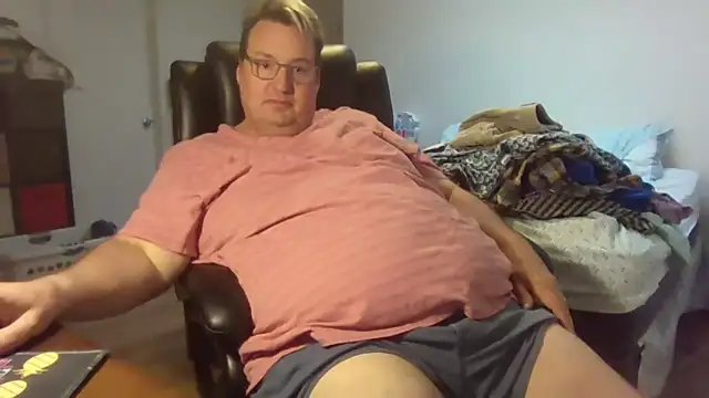 wvalentino online show from September 24, 2025, 11:41 pm