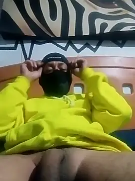 pineda1689 online show from March 29, 2026, 9:20 am