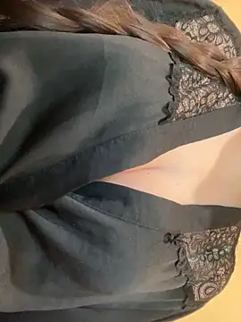 Snapshot of Evelyn_Moon chatting on November 7, 2025, 11:05 pm Evelyn Moon online show from November 7, 2025, 11:05 pm