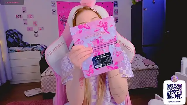 Milia Parker online show from December 16, 2025, 7:30 pm