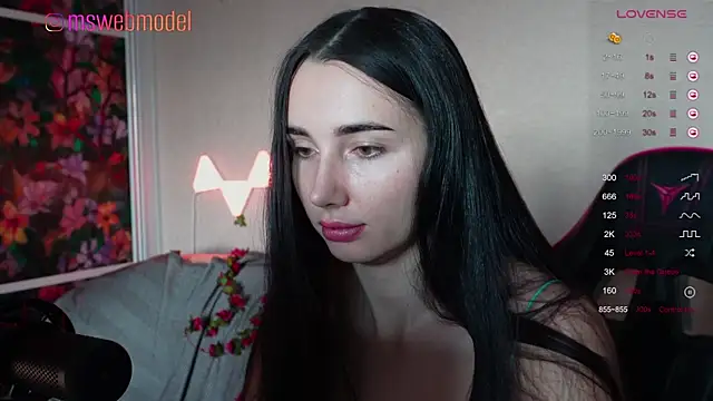 Snapshot of Ann_divine chatting on December 28, 2024, 3:47 am Ann divine online show from December 28, 2024, 3:47 am