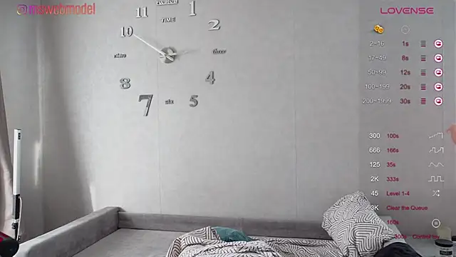 Snapshot of Ann_divine chatting on February 10, 2025, 4:52 am Ann divine online show from February 10, 2025, 4:52 am