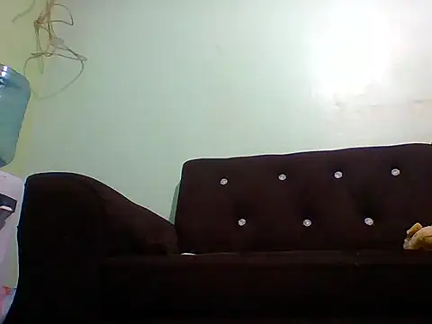 sexxyqueenn22 online show from October 27, 2025, 9:19 pm