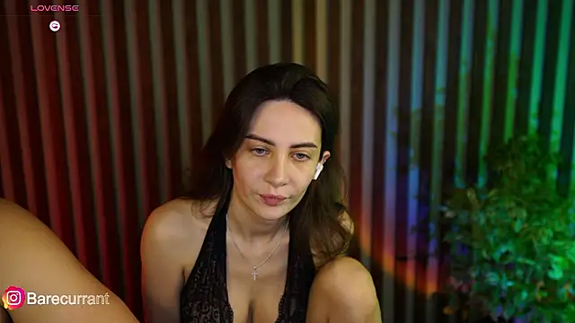 sochnagirls online show from January 18, 2026, 7:28 pm