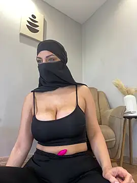 Amberonee31 online show from March 3, 2026, 7:58 am