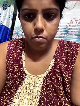 Snapshot of Beauty-queen chatting on October 10, 2025, 10:36 am Beauty-queen online show from October 10, 2025, 10:36 am