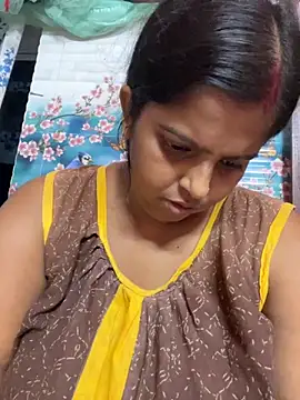 Snapshot of Beauty-queen chatting on October 22, 2025, 11:21 am Beauty-queen online show from October 22, 2025, 11:21 am