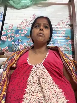 Snapshot of Beauty-queen chatting on November 4, 2025, 12:37 pm Beauty-queen online show from November 4, 2025, 12:37 pm